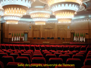 04-Grande-salle-universite-Tlemcen
